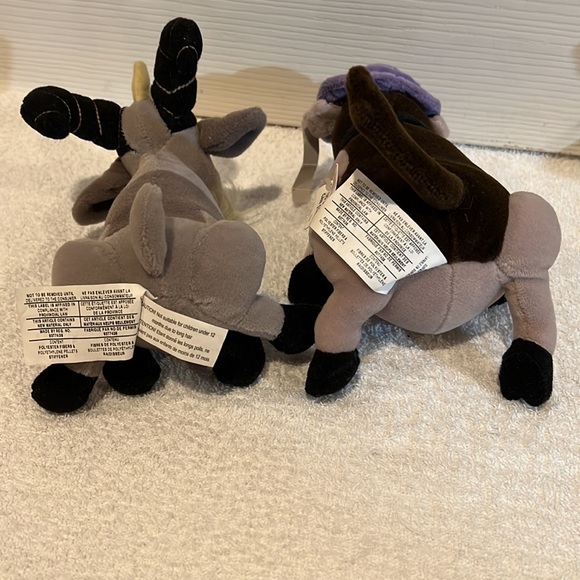 Disney’s Mrs. Caloway and Jeb Goat from Home on the Range 2004 - Picture 5 of 12